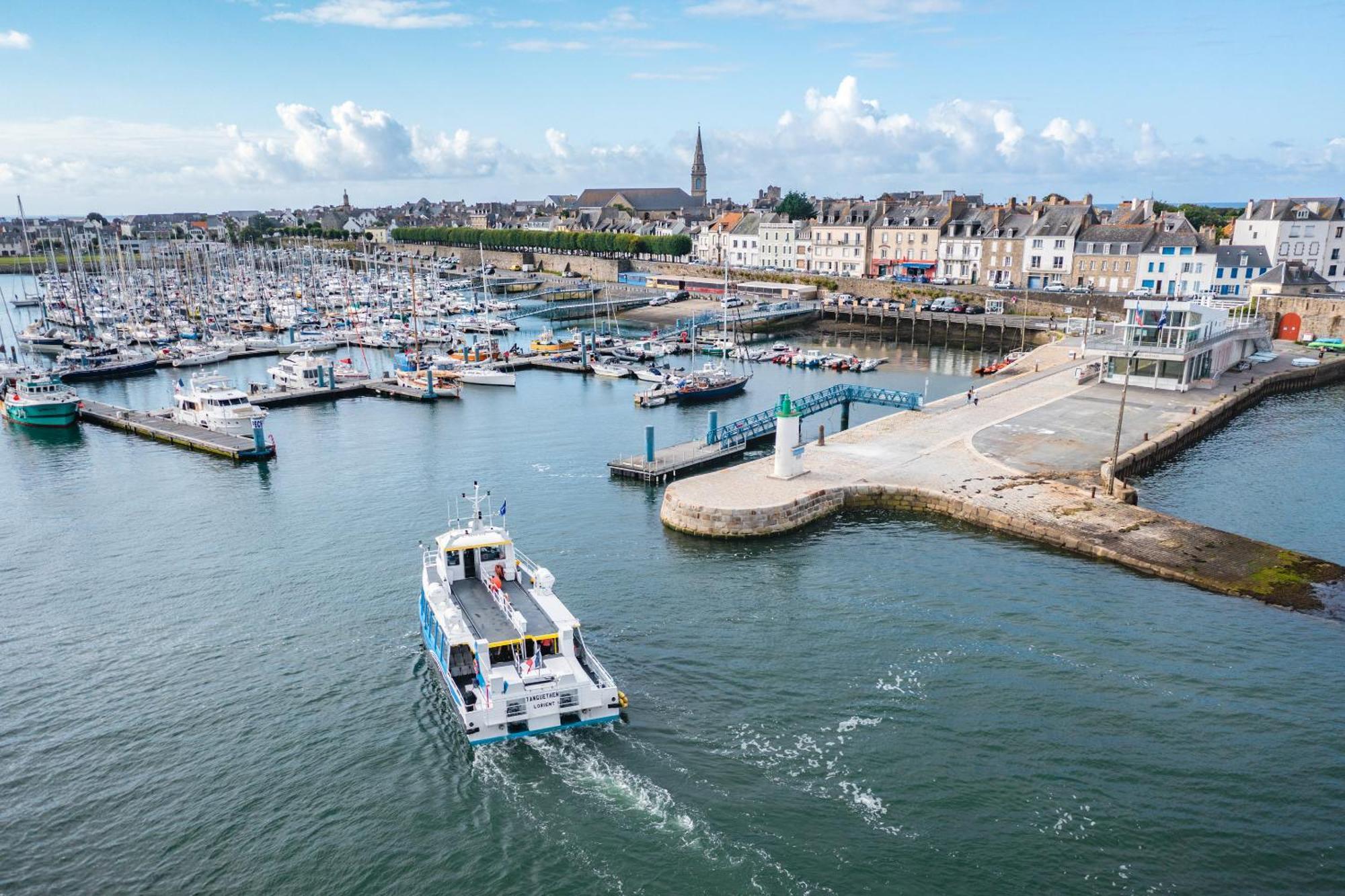 Hotel Spa De La Citadelle Lorient Port-Louis Exteriör bild