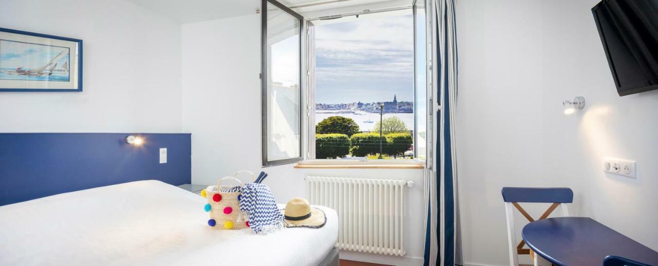 Hotel Spa De La Citadelle Lorient Port-Louis Exteriör bild