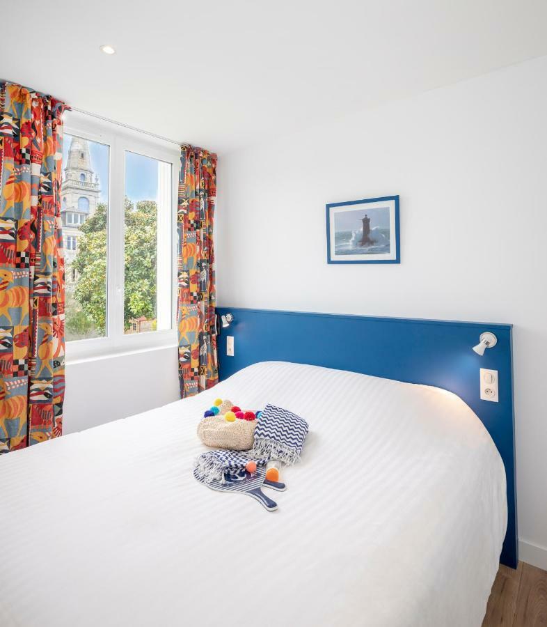 Hotel Spa De La Citadelle Lorient Port-Louis Exteriör bild