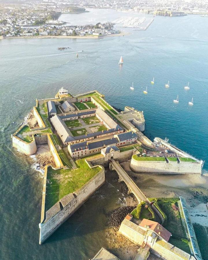 Hotel Spa De La Citadelle Lorient Port-Louis Exteriör bild